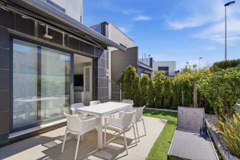 Villa i Punta Prima, Alicante, Punta Prima - € 429.000 | Ref: CSPX-30455 - foto 3