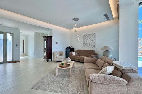 Villa i Orihuela, Alicante, Orihuela - € 1.390.000 | Ref: AG19MLSC9180183 - foto 13