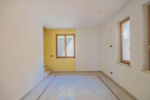 Villa a Cavaion Veronese, Verona, Cavaion Veronese - € 1.800.000 | Ref: R06676CAVI  - foto 24