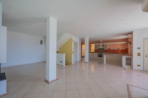 Villa a Cavaion Veronese, Verona, Cavaion Veronese - € 1.800.000 | Ref: R06676CAVI  - foto 18