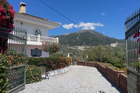 Villa i Alcaucin, Malaga, Alcaucin - € 695.000 | Ref: IRE2616 - foto 4