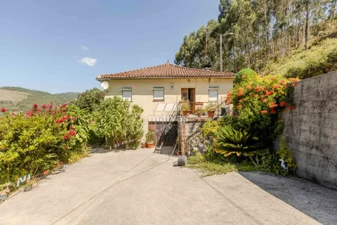 Villa i Vila Verde, Braga, Vila Verde - € 120.000 | Ref: A018-0005 - foto 1