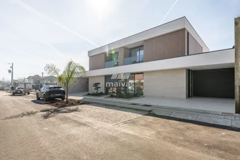 Villa a Vila Verde, Braga, Vila Verde - € 495.000 | Ref: A018-0171 - foto 2
