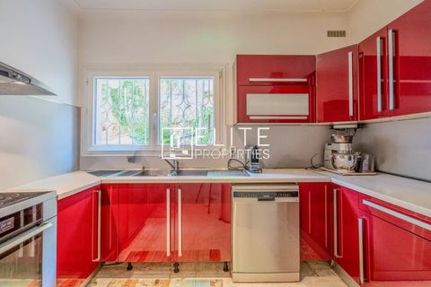Villa i Grasse, Alpes-Maritimes, Grasse - € 1.000.000 | Ref: 86947341 - foto 13