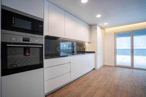 Lejlighed i Camarate, Lisbon, Camarate - € 360.000 | Ref: C0263-02181 - foto 2