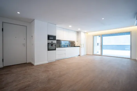 Lejlighed i Camarate, Lisbon, Camarate - € 360.000 | Ref: C0263-02181 - foto 10
