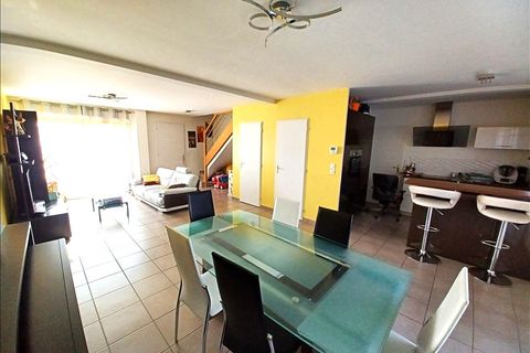 Villa a Chassieu, Rhone, Chassieu - € 1.600/mes | Ref: AN005809 - foto 3