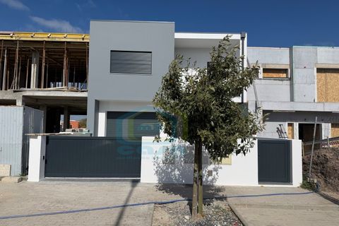 Villa i Torres Vedras, Lisbon, Torres Vedras - € 480.000 | Ref: CAS_249 - foto 3