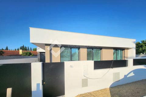 Villa i Setubal, Setubal, Setubal - € 600.000 | Ref: 411 - foto 1