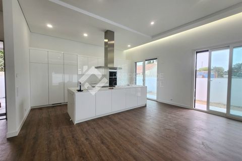 Villa i Setubal, Setubal, Setubal - € 600 000 | Ref: 411 - foto 5
