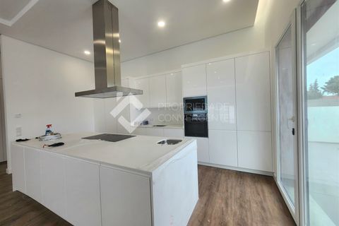Villa i Setubal, Setubal, Setubal - € 600 000 | Ref: 411 - foto 8