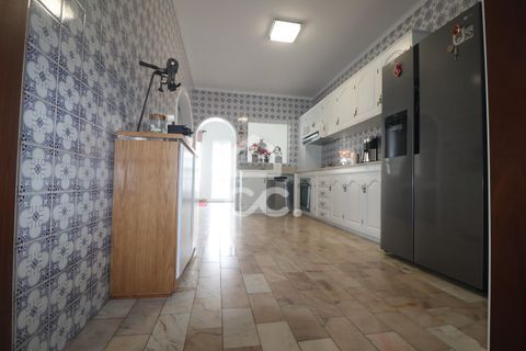 Villa i Ribeira Grande, Sao Miguel, Ribeira Grande - € 999.950 | Ref: 326/M/03727 - foto 4