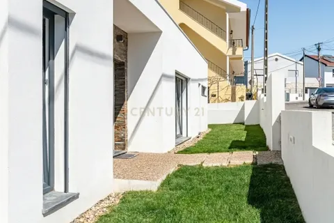 Villa i Odivelas, Lisbon, Odivelas - € 820.000 | Ref: C0426-00650 - foto 2
