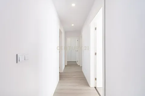 Villa i Odivelas, Lisbon, Odivelas - € 820.000 | Ref: C0426-00650 - foto 8