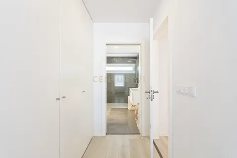Villa i Odivelas, Lisbon, Odivelas - € 820.000 | Ref: C0426-00650 - foto 9