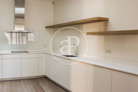 Villa a Madrid, Madrid, Madrid - € 7.900/mes | Ref: AM2605064 - foto 28