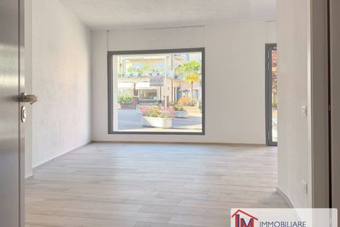 Erhvervsejendom i Ispra, Varese, Ispra - € 210.000 | Ref: LM 1823 - foto 10