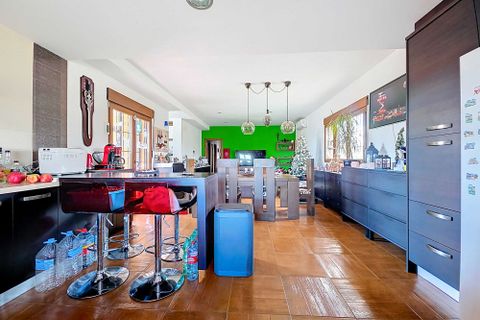 Villa i Pinoso, Alicante, Pinoso - € 399.995 | Ref: IZ-565-EXIZ - foto 5