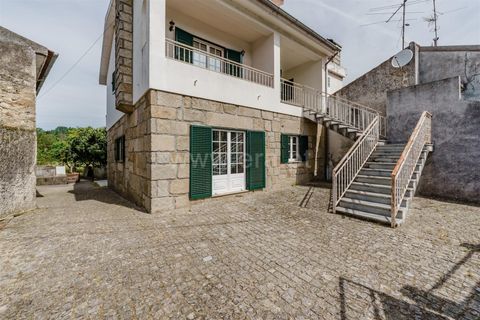 Villa i Seia, Guarda, Seia - € 300.000 | Ref: 382260045 - foto 1