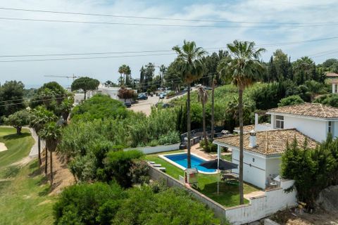 Villa i Estepona, Malaga, Estepona - € 799.000 | Ref: R5388157 - foto 25