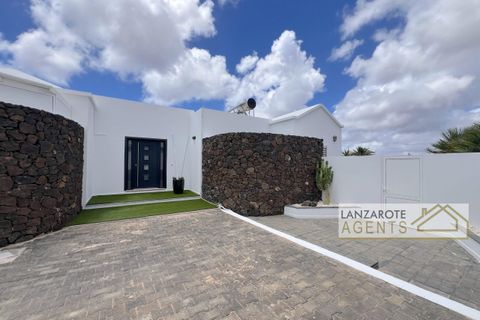 Villa a Las Brenas (Yaiza), Lanzarote, Las Brenas (Yaiza) - € 775.000 | Ref: PBI1195 - foto 39