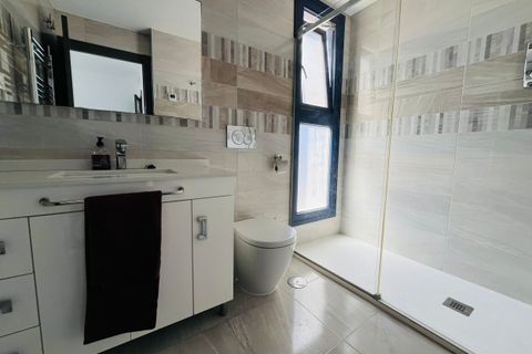 Huoneisto Punta Primassa, Alicante, Punta Prima - € 469 950 | Viite: MLSC7064457 - valokuva 17