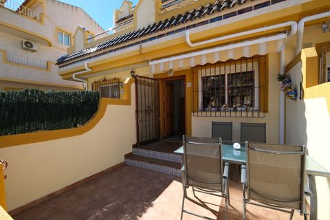 Byhus i Playa Flamenca, Alicante, Playa Flamenca - € 189.995 | Ref: HE28249 - foto 3