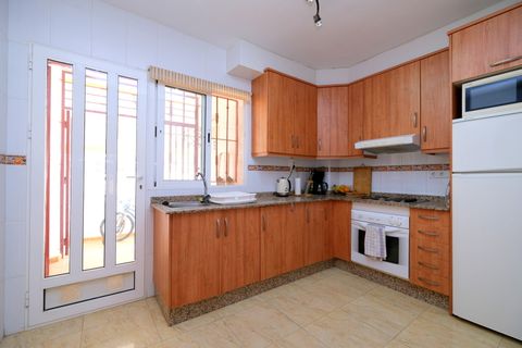 Byhus i Playa Flamenca, Alicante, Playa Flamenca - € 189.995 | Ref: HE28249 - foto 8