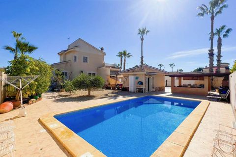 Villa i Ciudad Quesada, Alicante, Ciudad Quesada - € 569.000 | Ref: QMS-56432 - foto 1
