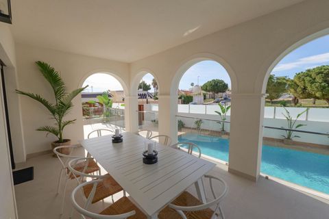 Villa a Rojales, Alicante, Rojales - € 871.162 | Ref: LFXX-31581 - foto 11