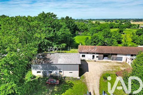 Farm hus i Jayat, Ain, Jayat - € 285.000 | Ref: 81103 - foto 1