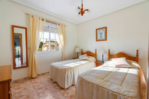 Villa i Orihuela, Alicante, Orihuela - € 285.000 | Ref: DLS0661 - foto 15