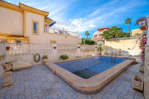 Villa i Orihuela, Alicante, Orihuela - € 285.000 | Ref: DLS0661 - foto 31