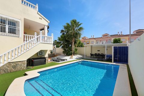 Villa a Pinar De Campoverde, Alicante - foto 2