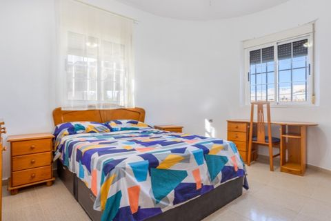 Villa a La Torreta, Alicante, La Torreta - € 330.000 | Ref: MLSC8622866 - foto 13