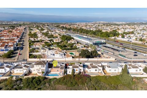 Villa a La Torreta, Alicante, La Torreta - € 330.000 | Ref: MLSC8622866 - foto 45