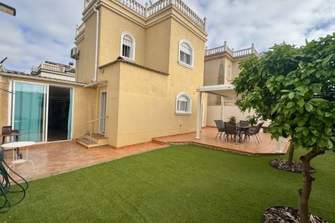 Villa i Torrevieja, Alicante, Torrevieja - € 398.995 | Ref: MLSC3047670/13477 - foto 4