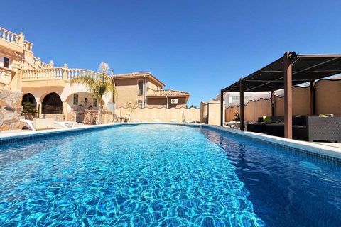 Villa a Ciudad Quesada, Alicante, Ciudad Quesada - € 749.900 | Ref: 01-EF-1328 - foto 2