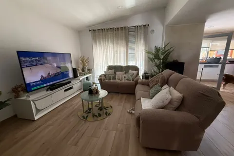 Villa i Braganca, Braganca, Braganca - € 419.000 | Ref: C0458-00605 - foto 1