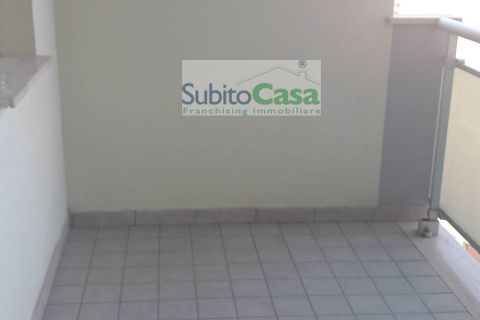 Villa a Chieti, Chieti, Chieti - € 250/mes | Ref: S 198 - foto 5