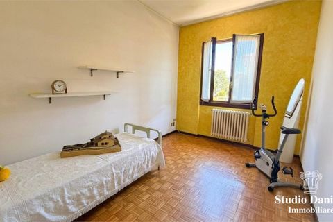 Villa a Carate Brianza, Monza and Brianza, Carate Brianza - € 390.000 | Ref: AR-Via Bezzecca - foto 7