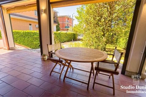 Villa a Carate Brianza, Monza and Brianza, Carate Brianza - € 390.000 | Ref: AR-Via Bezzecca - foto 15