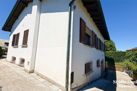 Villa a Carate Brianza, Monza and Brianza, Carate Brianza - € 390.000 | Ref: AR-Via Bezzecca - foto 18