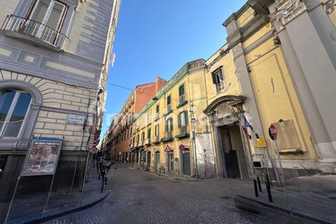 Erhvervsejendom i Naples, Naples, Naples - € 215.000 | Ref: CBI091-931-43819 - foto 3