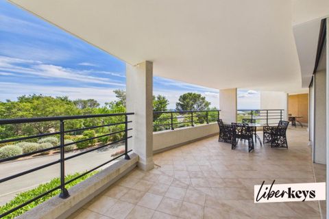 Lejlighed i Saint-Raphaël, Var, Saint-Raphaël - € 599.000 | Ref: DOM32067 - foto 1