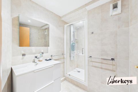 Lejlighed i Saint-Raphaël, Var, Saint-Raphaël - € 599.000 | Ref: DOM32067 - foto 8