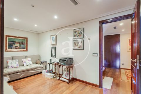 Villa a Madrid, Madrid, Madrid - € 1.875.000 | Ref: VMO2604018 - foto 19