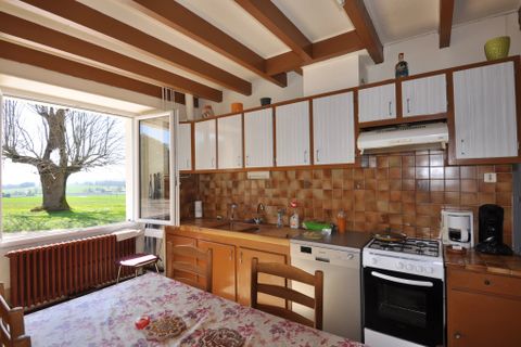 Villa a Aubeterre-sur-Dronne, Charente, Aubeterre-sur-Dronne - € 230.050 | Ref: BVI84810 - foto 3