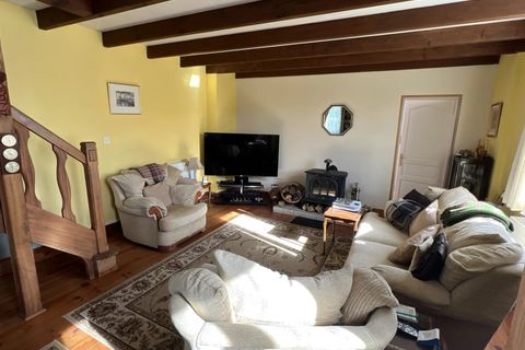 Villa a Ambernac, Charente, Ambernac - € 149.900 | Ref: BVI79769 - foto 4