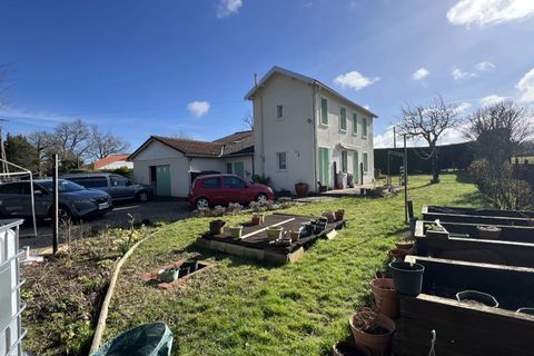 Villa a Ambernac, Charente, Ambernac - € 149.900 | Ref: BVI79769 - foto 14